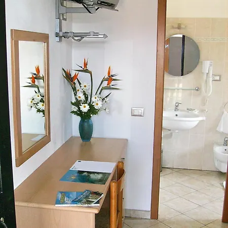 Hotel Residence Riviera Calabra Zambrone Room photo