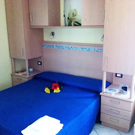 Hotel Residence Riviera Calabra Zambrone Room photo