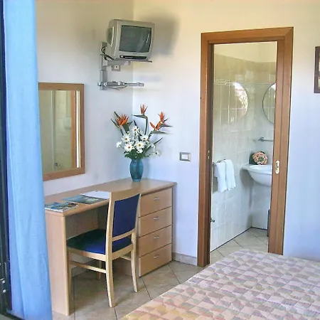Hotel Residence Riviera Calabra Zambrone Exterior photo