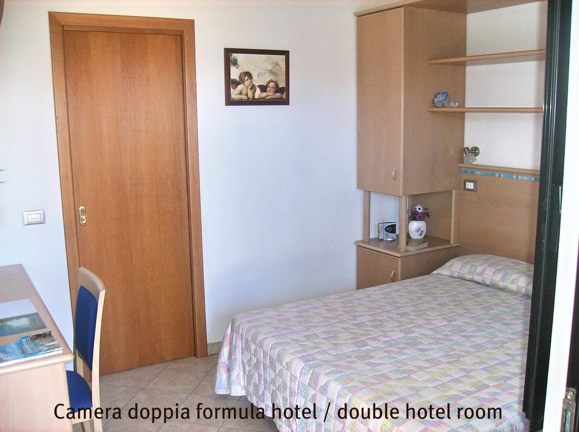 Aparthotel Riviera Calabra 3*