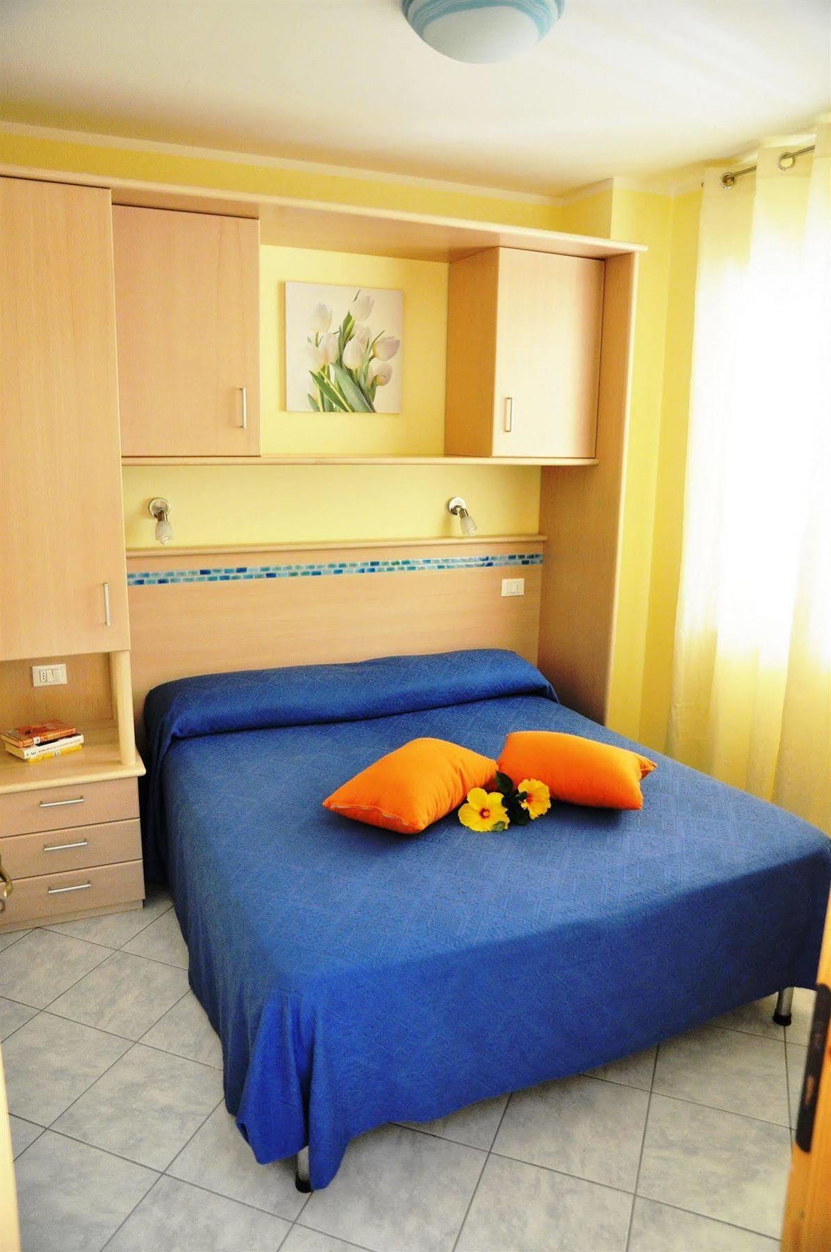 Riviera Calabra Aparthotel 3*