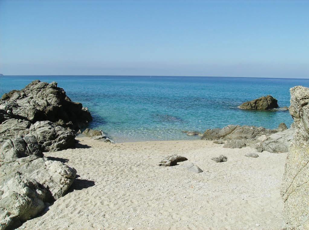 Riviera Calabra Aparthotel Zambrone